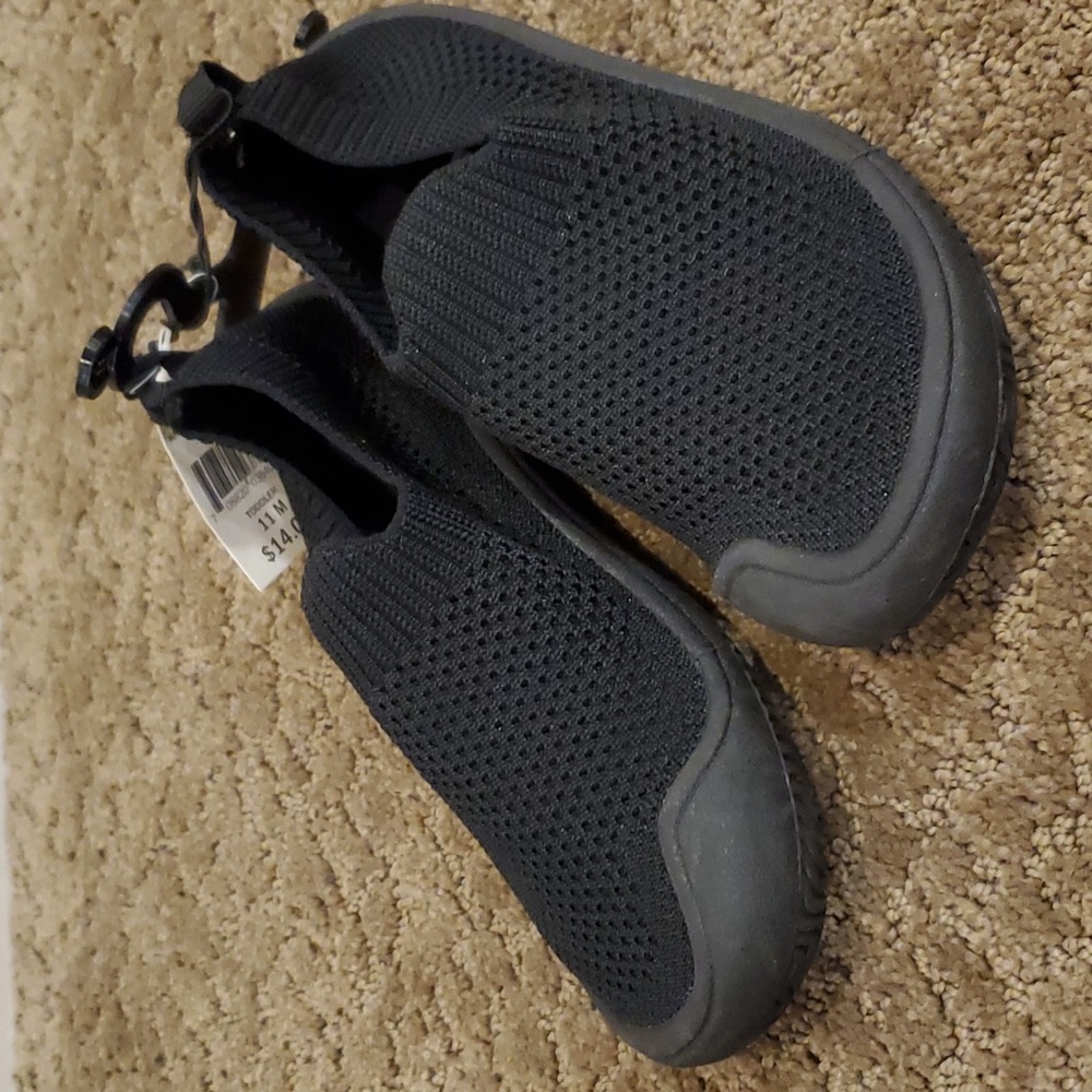 Boys Wave Zone Knitted Logan Water Shoes Size 11 Black Swimming Pool NWT